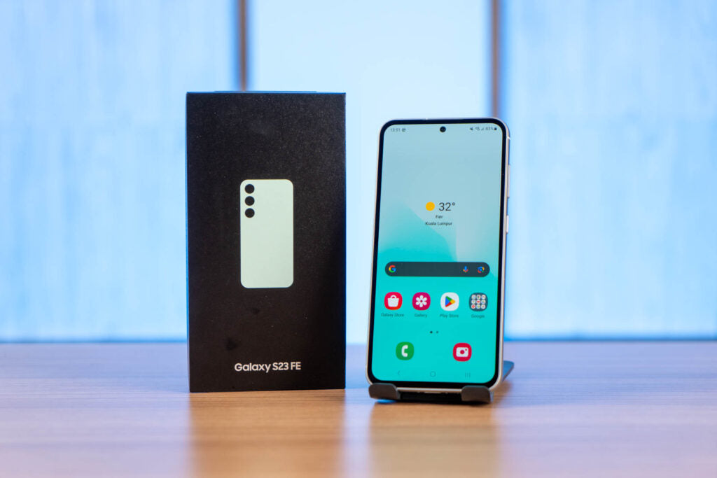 Samsung S23 FE Review & Price in Kenya