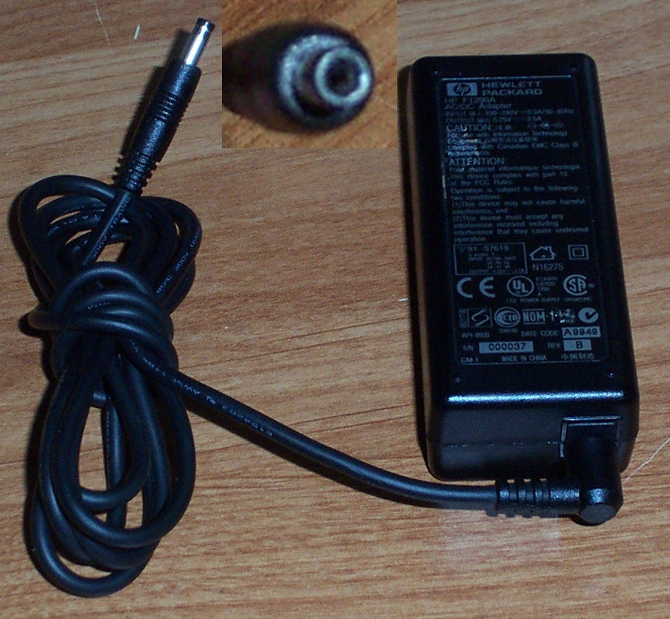 5.25V 2.5A ADAPTER