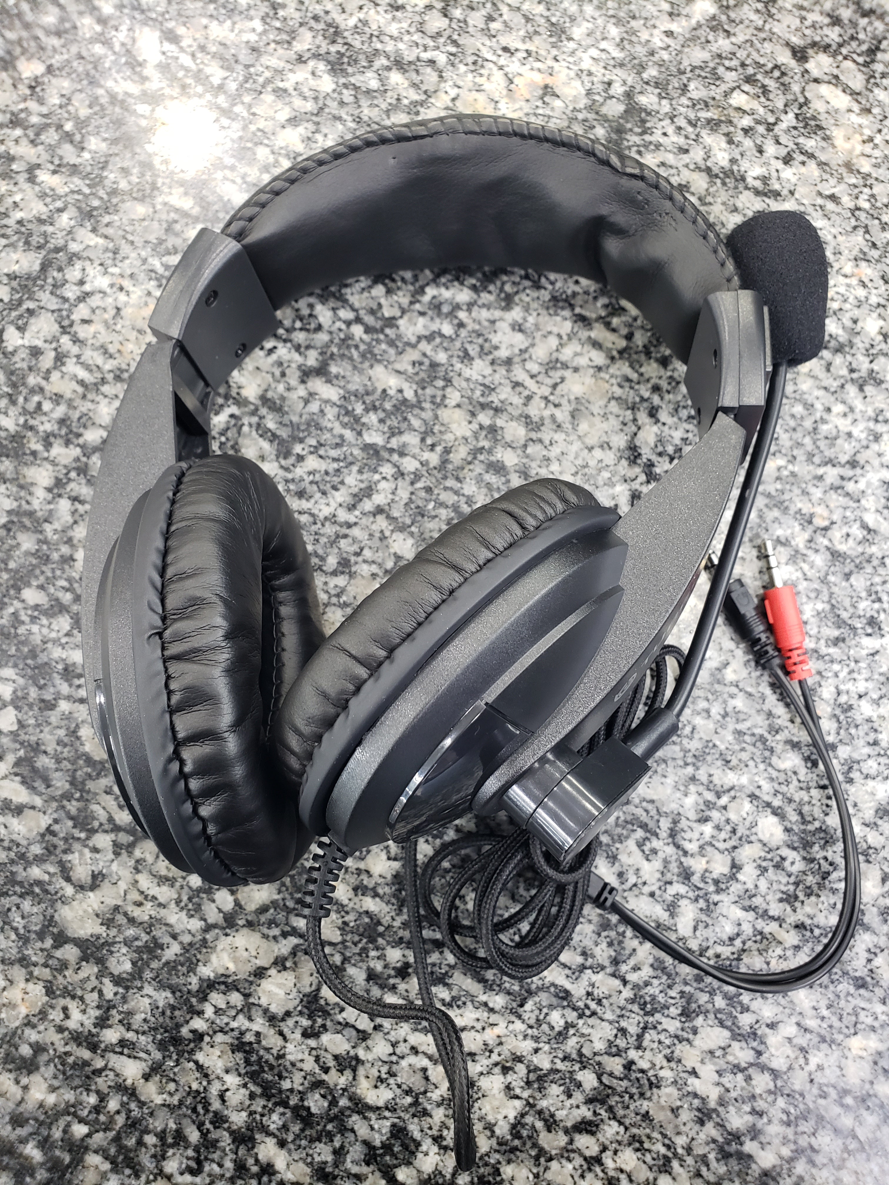 L-750MV Audio headphone