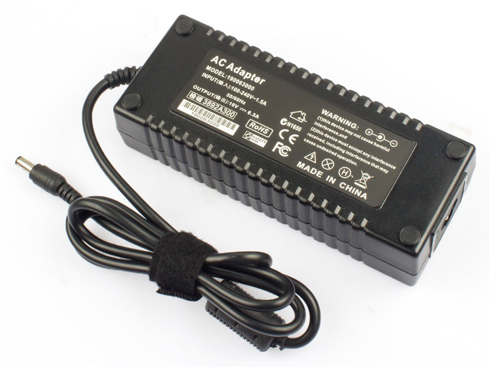 TOSHIBA 19V 6.3A  5.5*2.5 LAPTOP ADAPTER